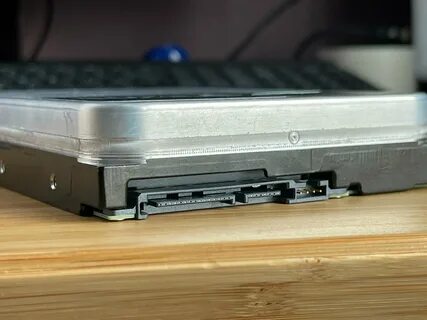 Seagate exos x18