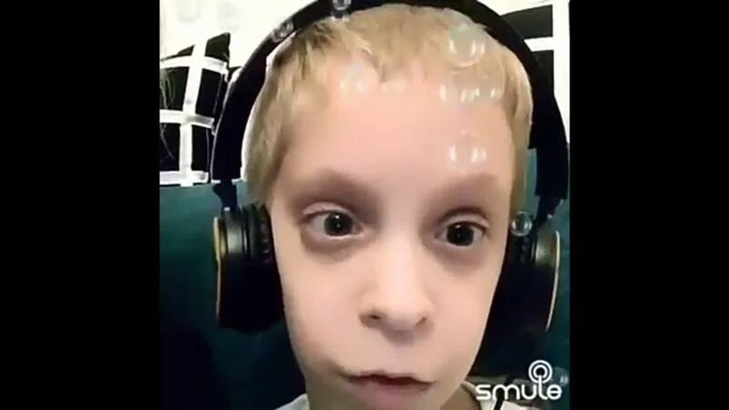 Как выглядит мальчик который пел мне 13. Санар бой. мальчик поет элджей минимал. mc valery79. мальчик который пел элджея.