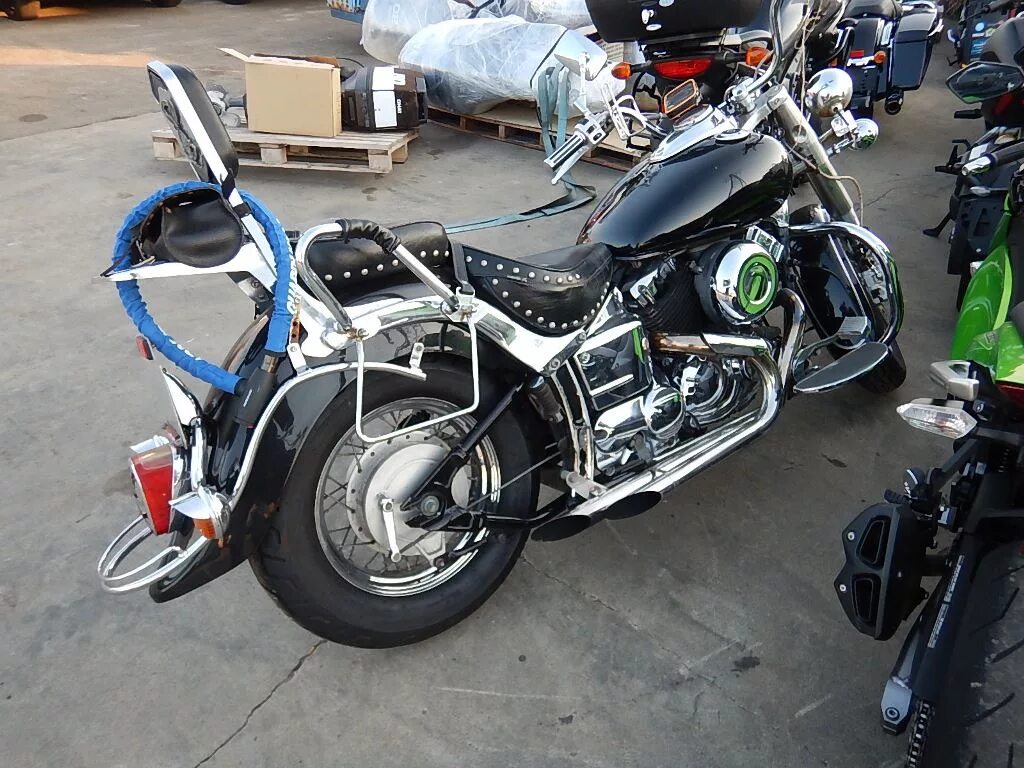 Купить драгу 400. Yamaha Drag Star 400 Classic. Yamaha Drag Star 400. Мотоцикл Yamaha Drag Star 400. Yamaha XVS 400 Drag Star.