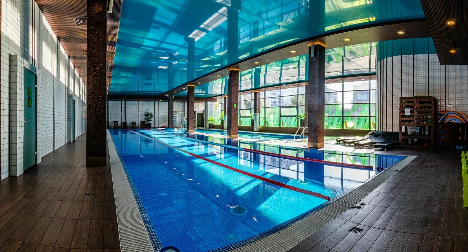 Цитрус фитнес челябинск бассейн. Бассейн в томилино звездный. Ви джим томилино. Бассейн в томилино. Фитнес центр citrus люберцы.