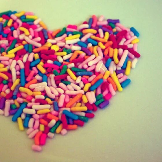 Sweet out. Сахар леденец. Valentine Candy. Sprinkles ilove Revolution. Мозаика Color eat your Heart out.