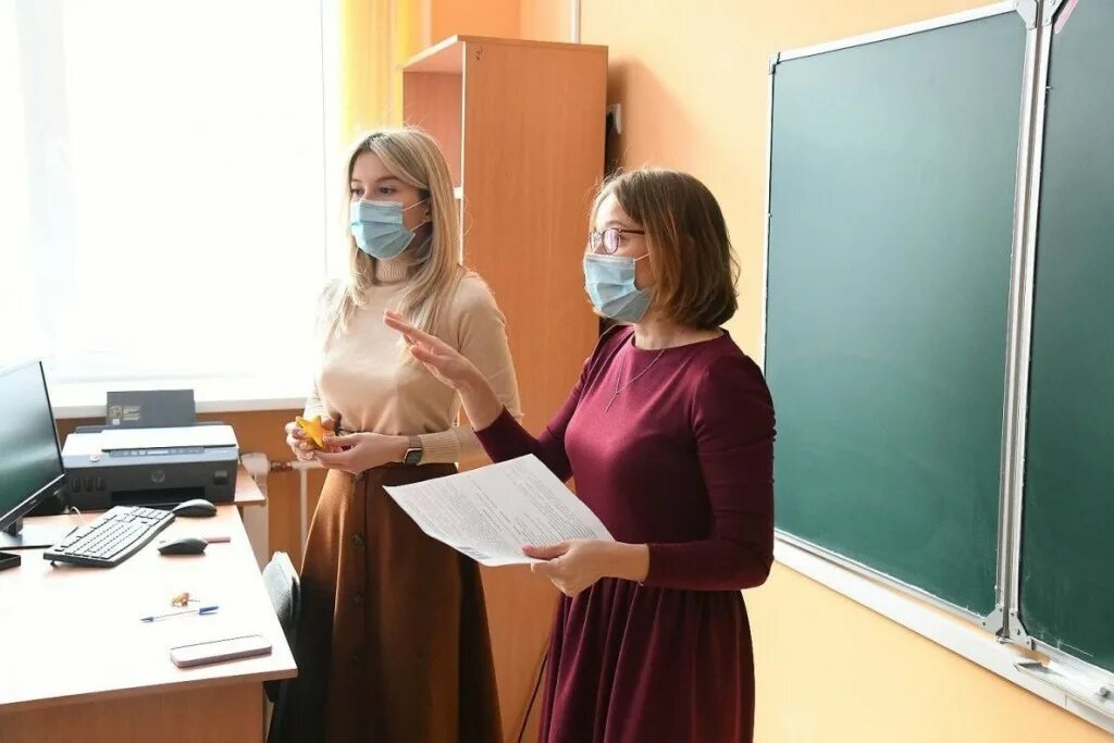 5 тысяч учителям