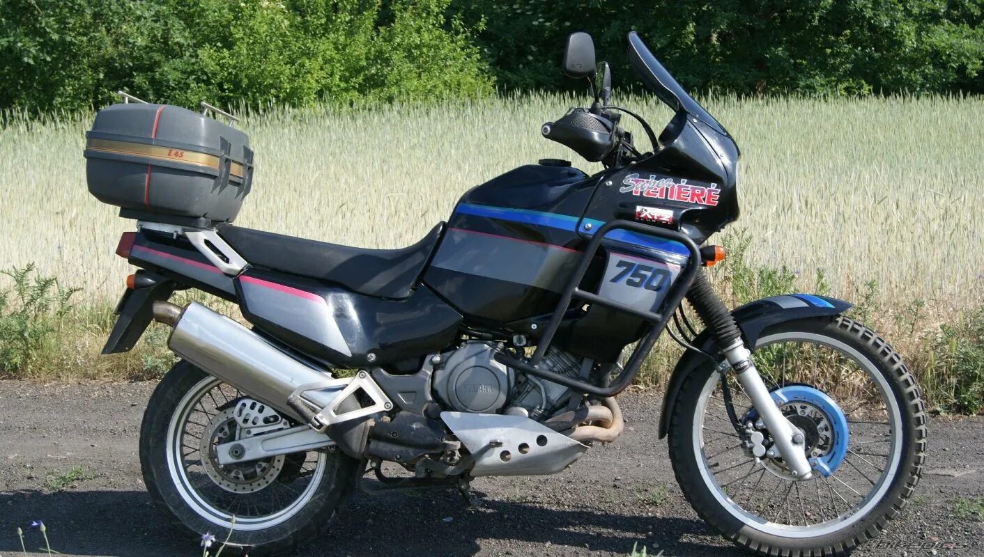 T 1990. Ямаха 750 1990. Yamaha XTZ 900. XTZ 750 багажная система. Xtz750 с кофрами.