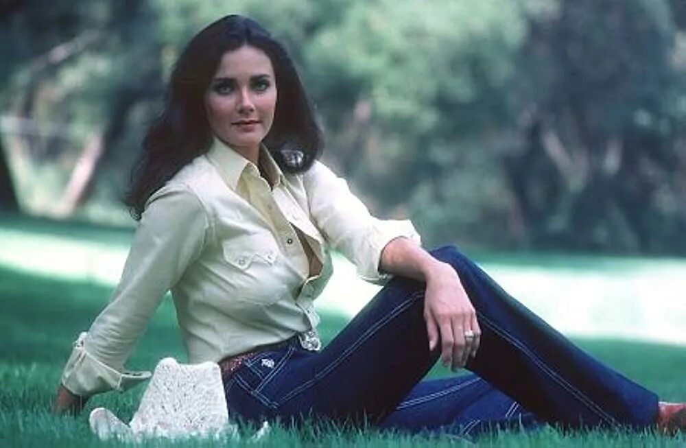 Lynda carter. Lynda carter. Linda актриса. Linda актриса. Linda актриса.