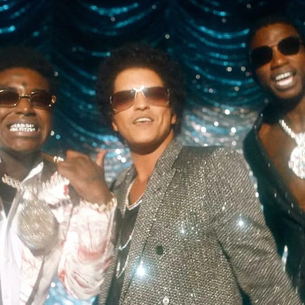 Bruno mars wake up in the sky. Wake up in the sky gucci. bruno mars wake up in the. gucci mane wake up in the sky. wake up in the sky gucci mane исполнители.