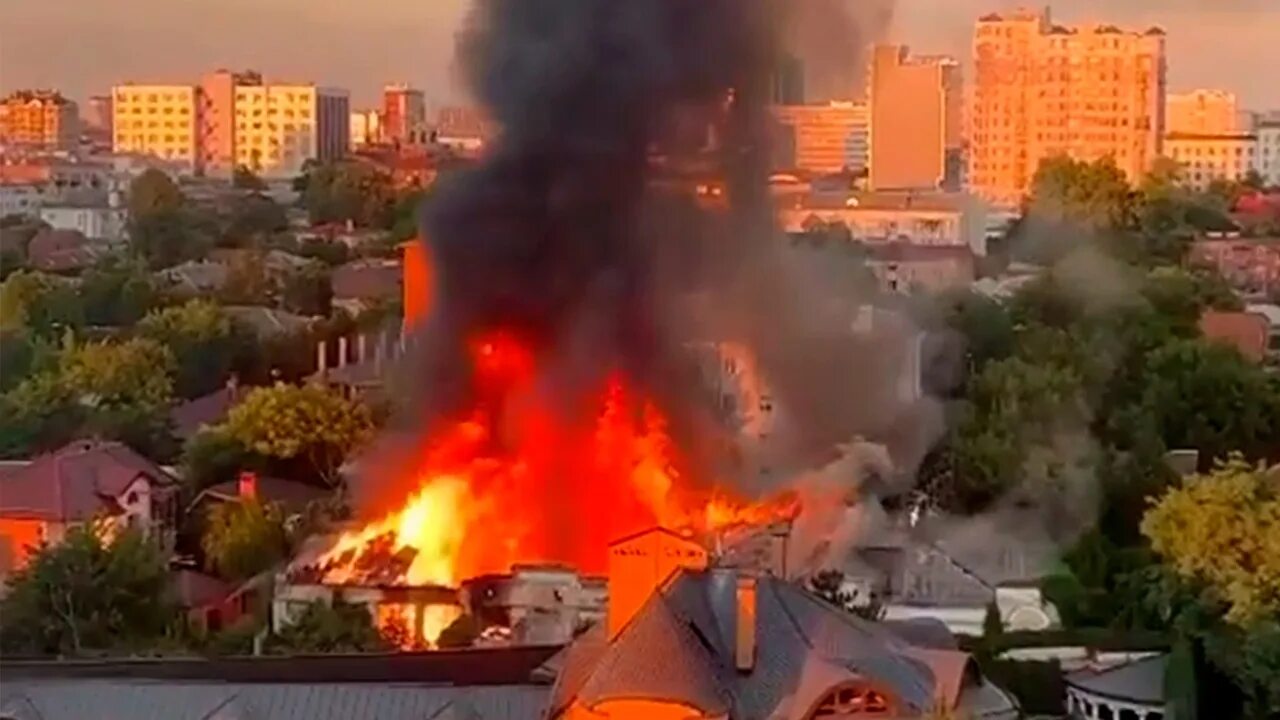 Пожар в краснодаре сейчас. Пожар в краснодаре вчера. Пожар в краснодаре 2020. Пожар в краснодаре сейчас. Пожар в краснодаре вчера.
