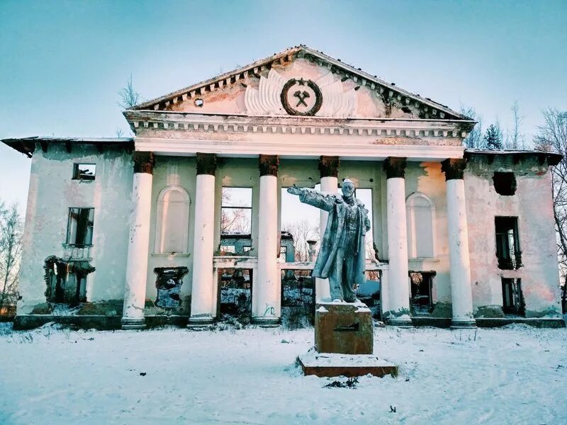 Райчихинск амурская область. Новорайчихинск Амурская область. Поселок Новорайчихинск Амурской области. Амурская область поселок Новорайчихинск стекляшка. Амурская область поселок Новорайчихинск парк.