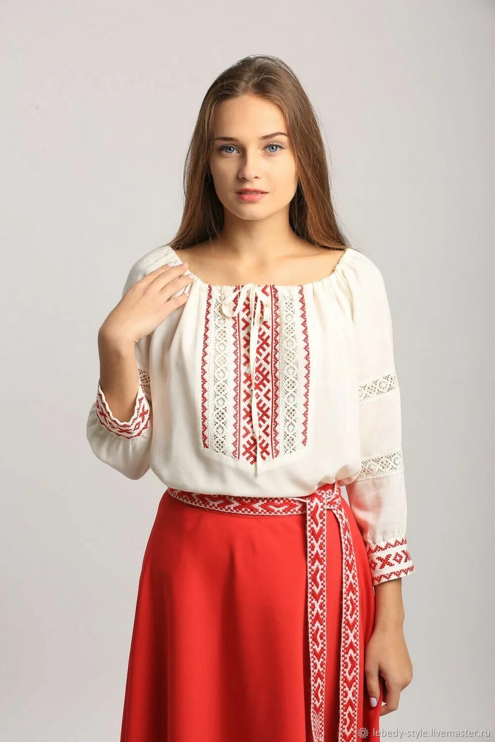Белорусская рубаха Национальная белорусская. Блузка в народном стиле. Блузка в русском народном стиле. Женские рубахи в народном стиле.