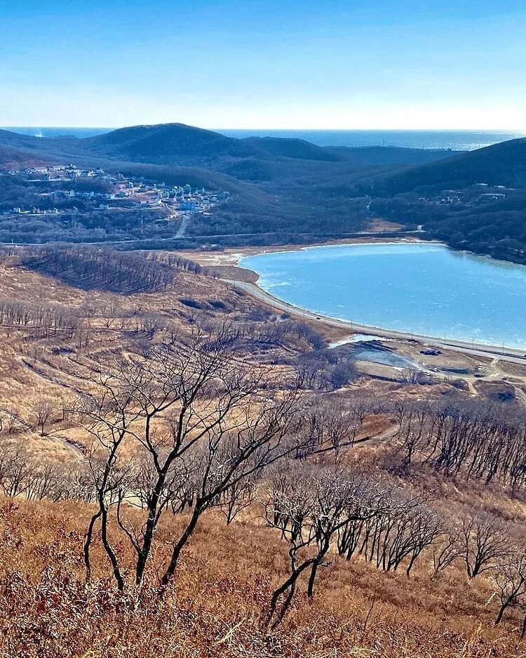 Сопки Приморского края. Светлогорье Приморский край горы. Приморский край сопка Увальная. Озеро Приморское Рица. Озеро в приморье 5 букв на х