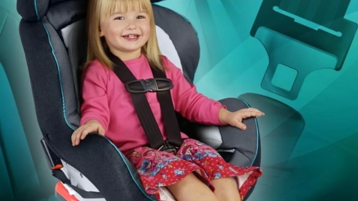 Child Safety Seat. Kids pee in car Seat. Safe Seat. Children in car Seats.