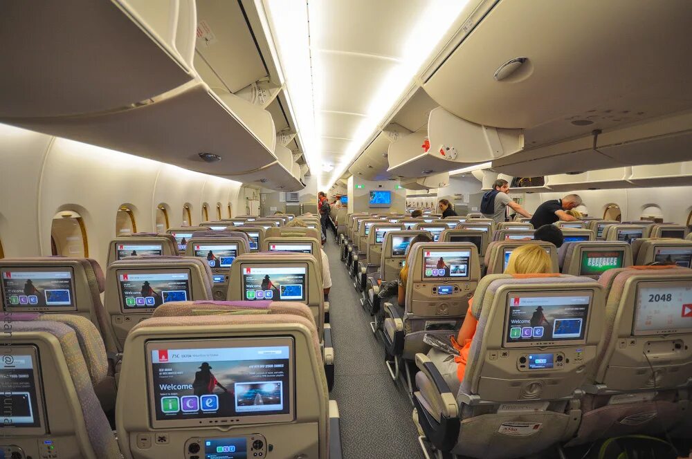 Флай дубай 737-800. Дубай авиакомпании flydubai. Флай дубай москва дубай самолет. Флай дубай авиапарк. Fly dubai boeing 737.