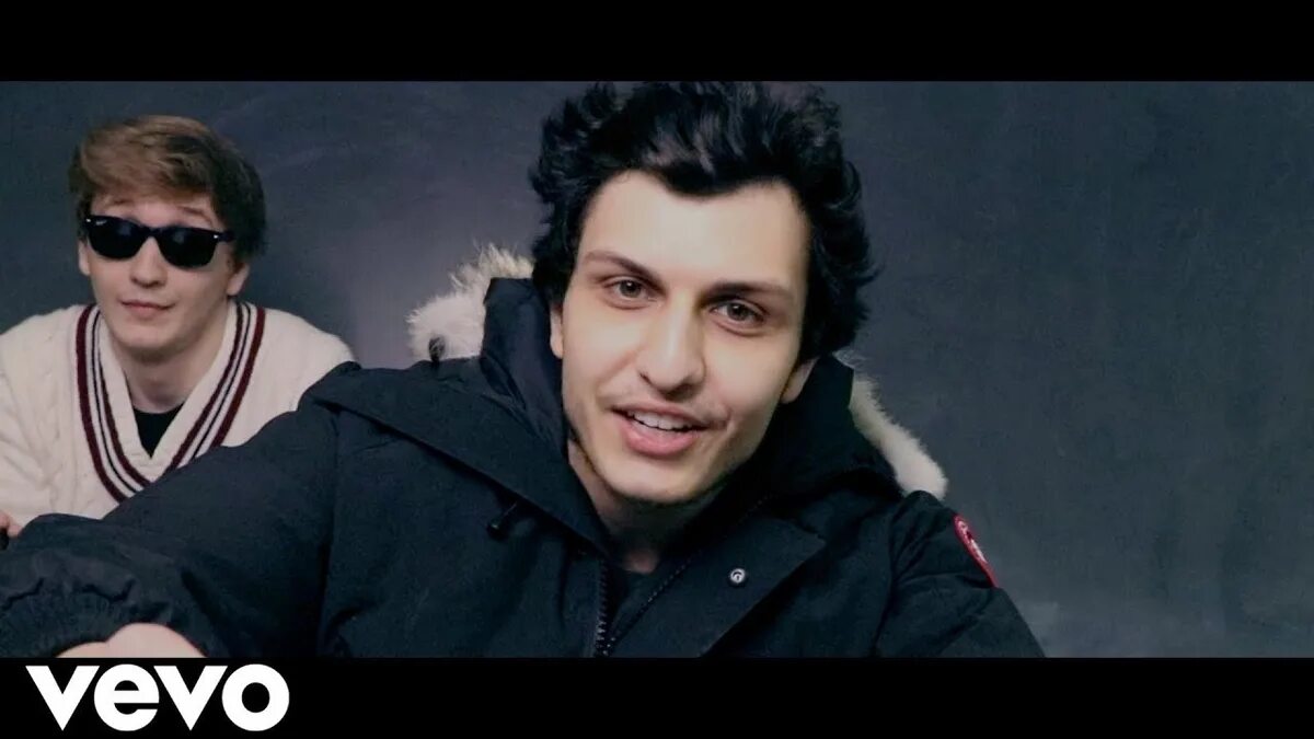 Честер и паркер. Chester life of luxury art. Честер и паркер шип. Паркер и честер. Паркер и честер.