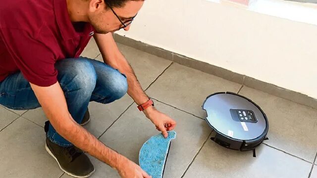 Робот пылесос hi hrt1w221. Моющий робот-пылесос для лестниц. робот пылесос с контейнером для мусора. тряпка для робота пылесоса. робот пылесос тряпка для мытья пола.