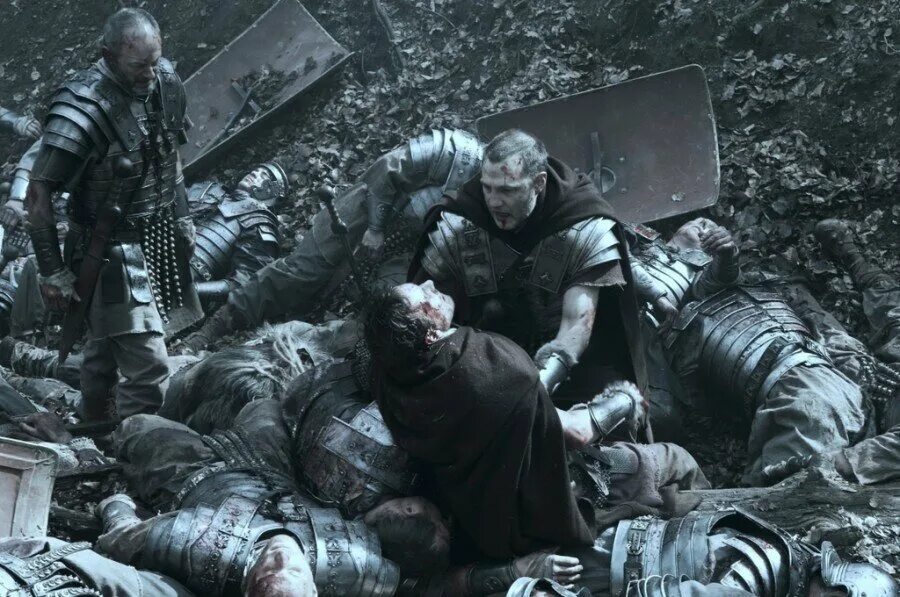 Как снимали центурион. Как снимали центурион. Дэйв леджено центурион. Ольга куриленко в фильме центурион. Центурион фильм 2010 ольга куриленко.