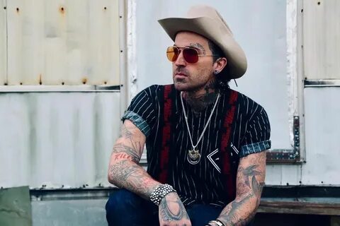 Yelawolf row your