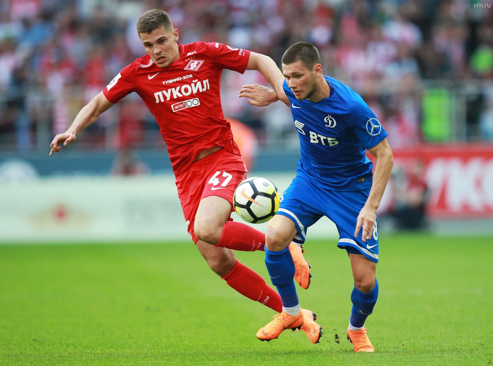 Фк москва состав 2010. Зобнин динамо. Футболисты москвы. Фк москва. Локомотив москва 2014.