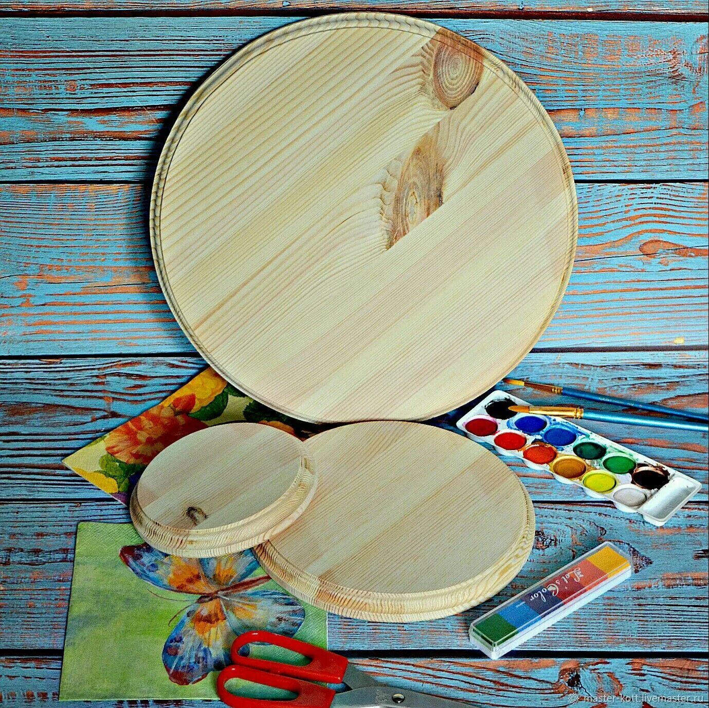 Заготовка труд. Ссылка крестьян в сибирь 19 век. Заготовка труд. Плотник в древней руси. Столяр раскраска для детей.