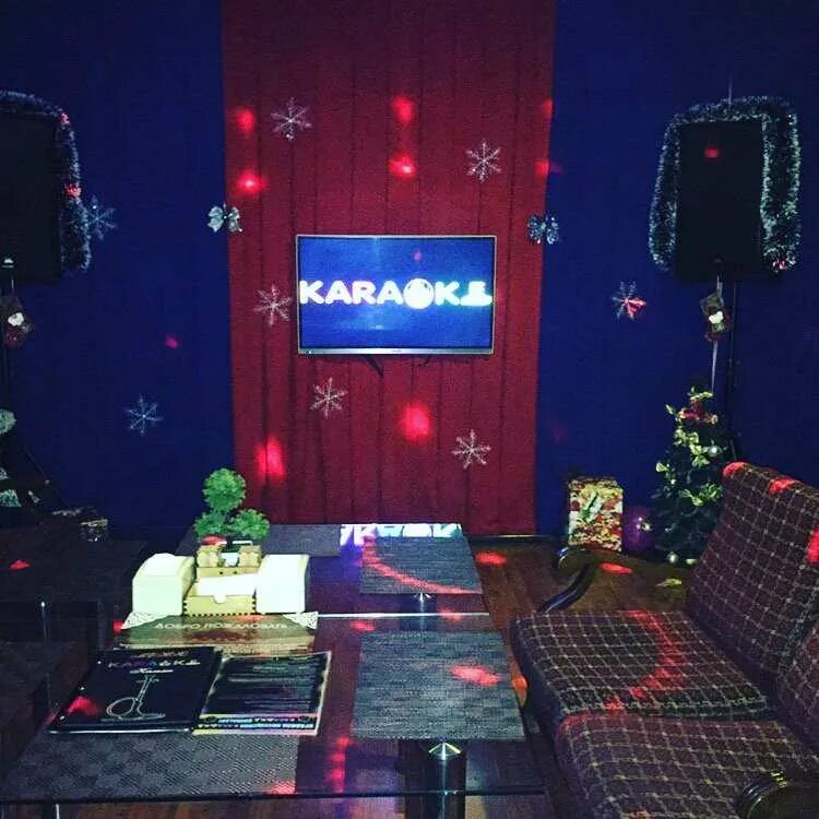 Караоке бар в Ташкенте. Karaoke Tashkent караоке Ташкент. Караоке ресторан Ташкент. Трой караоке Ташкент. Karaoke uzbek