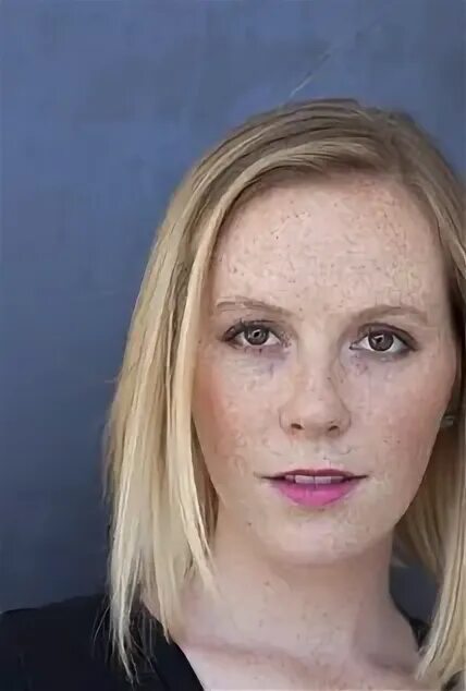 Кристин вудс 2021. Клэр паттерсон геохимик. Клэр паттерсон. Джеймс паттерсон. Клэр паттерсон.