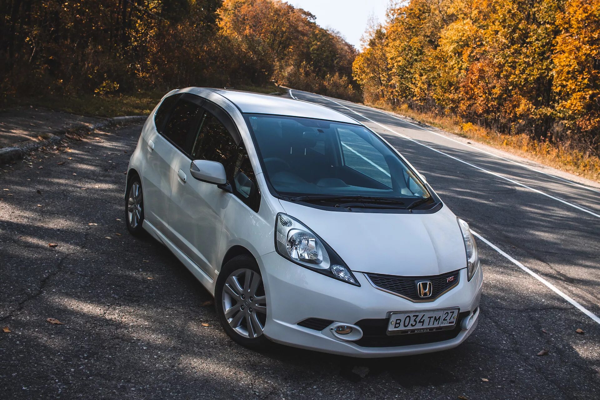 Диаметр хонда фит. Honda Fit 2010. Хонда фит РС 2009. Honda Fit RS 2007. Honda FTI 2010.