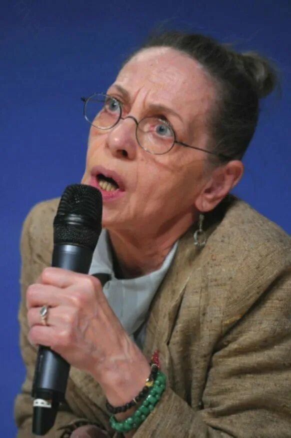 Ела санько биография фото сейчас. Ёла санько. Ёла санько фото. Ёла санько в молодости. Ела актриса ёла санько.