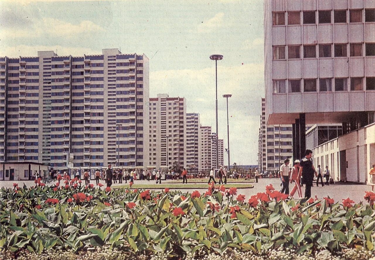 Советский район москвы ссср. Олимпийская деревня Москва 1980. Олимпийская деревня Москва 80е годы. Олимпийская деревня 1980 год. Олимпийская деревня в 1980 году в Москве.