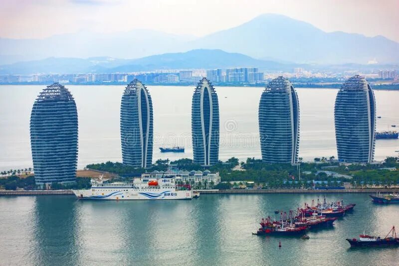 Joy city sanya. Атлантис хайнань. Санья хайнань китай. Мангров три резорт санья. Санья, провинция хайнань, китай.
