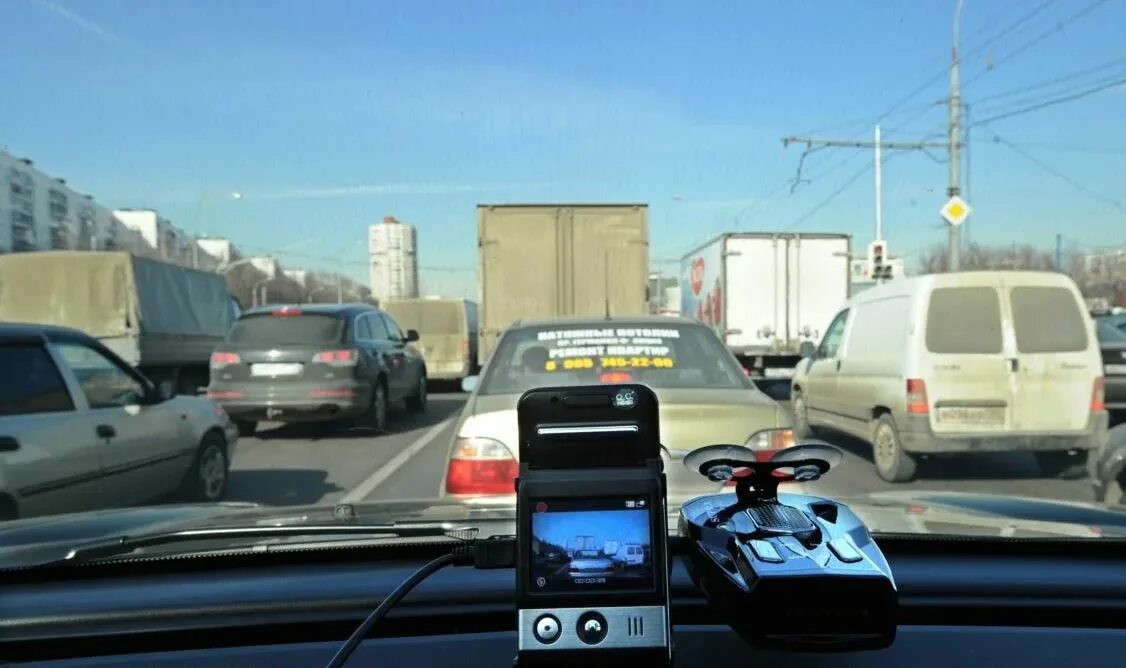 Видеорегистратор автомобильный на стекло. Russian Dashcam. Видеорегистратор автомобильный 2014 года.