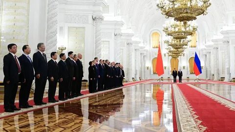 37 делегаций