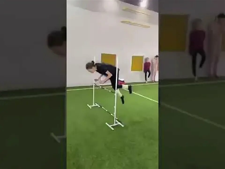 Туна квадробика. Прыжки в высоту. Кеничи ито бег. Квадробика бег. Палка для прыжков.