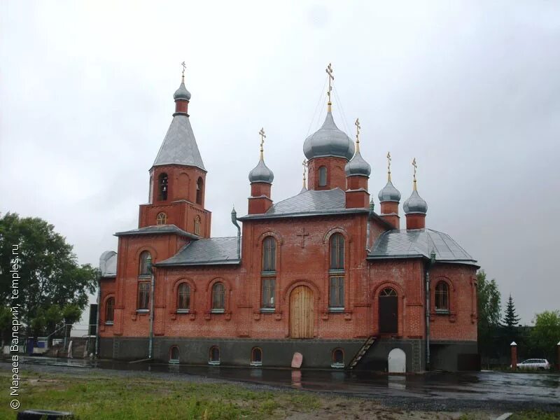 Церковь п г. Тяжинский храм Преображения Господня. Поселок Тяжинский Кемеровской области. Церковь в Тисуле Кемеровской области. Храм пгт Тяжинский.