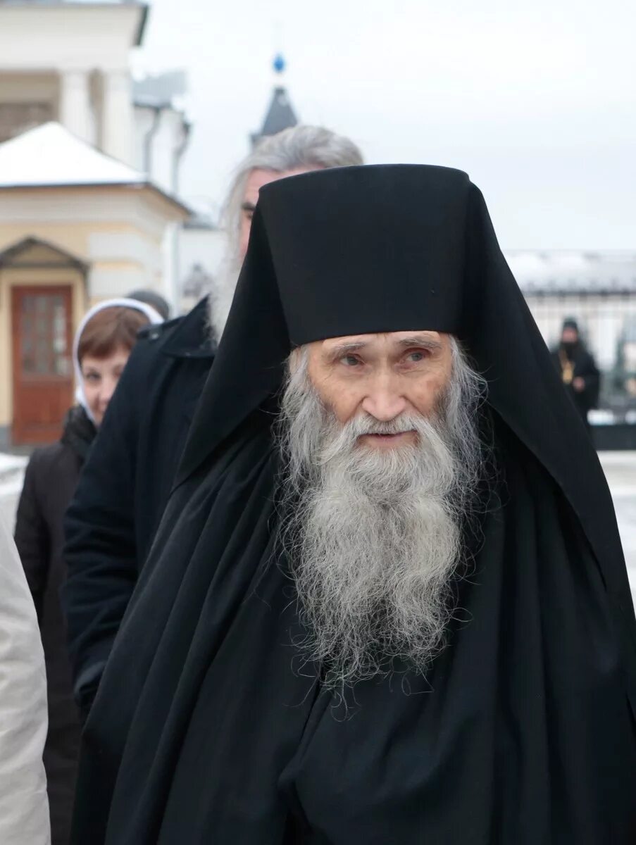схиархимандрит духовник монастыря. схиархимандрит это. схиархимандрит илий ноздрин. схимник илий ноздрин. старец адриан псково-печерский монастырь.