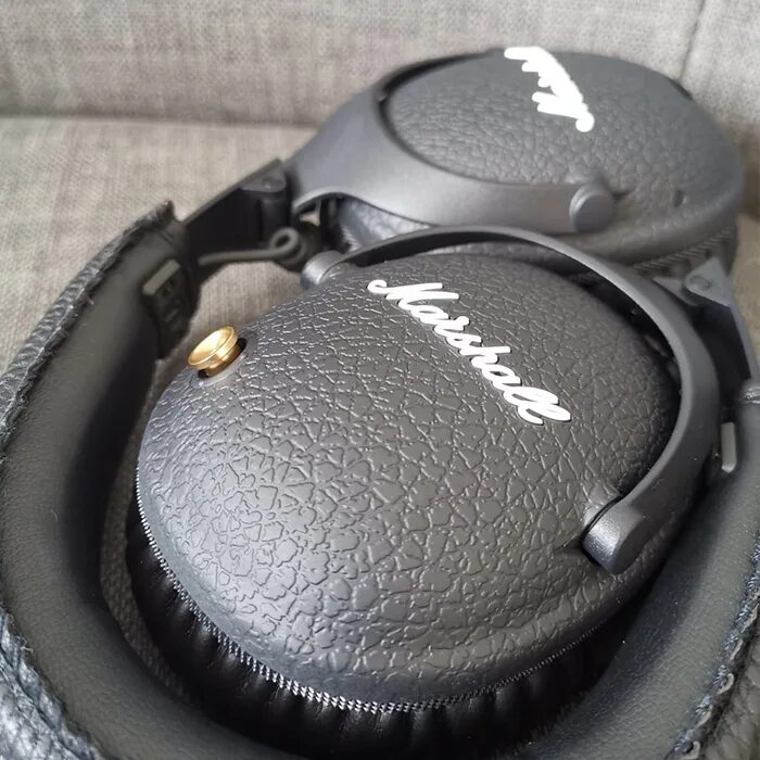 Marshall major как отличить подделку от оригинала. Marshall monitor ii anc. marshall monitor 2 anc коробка. marshall monitor оригинал.