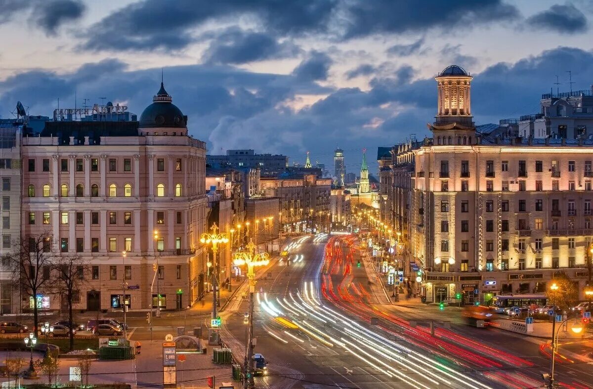 Тверская фото. Тверская улица. Тверская Москва. Центр Москвы Тверская. Тверская Главная улица.