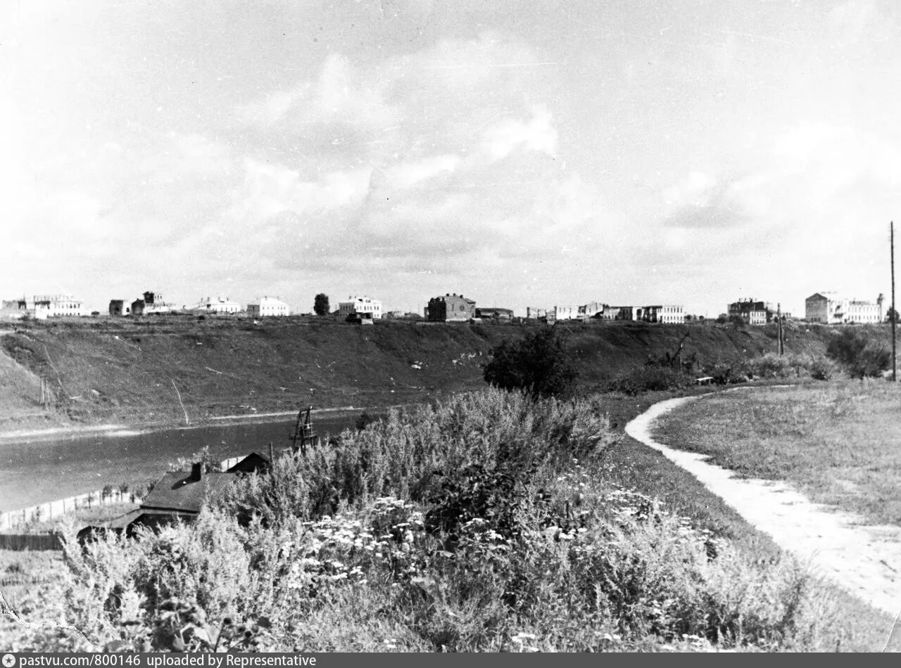 Ржев берег Волги. Ржев, левый берег. Ржев 50-х. Ржев фото 1953 год.