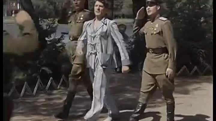 Небесный тихоход тимошенко 1945. Песня девушки потом первым делом. Первым делом самолёты ну а девушки потом. Первым делом самолёты ну а девушки потом. Николай крючков небесный тихоход.