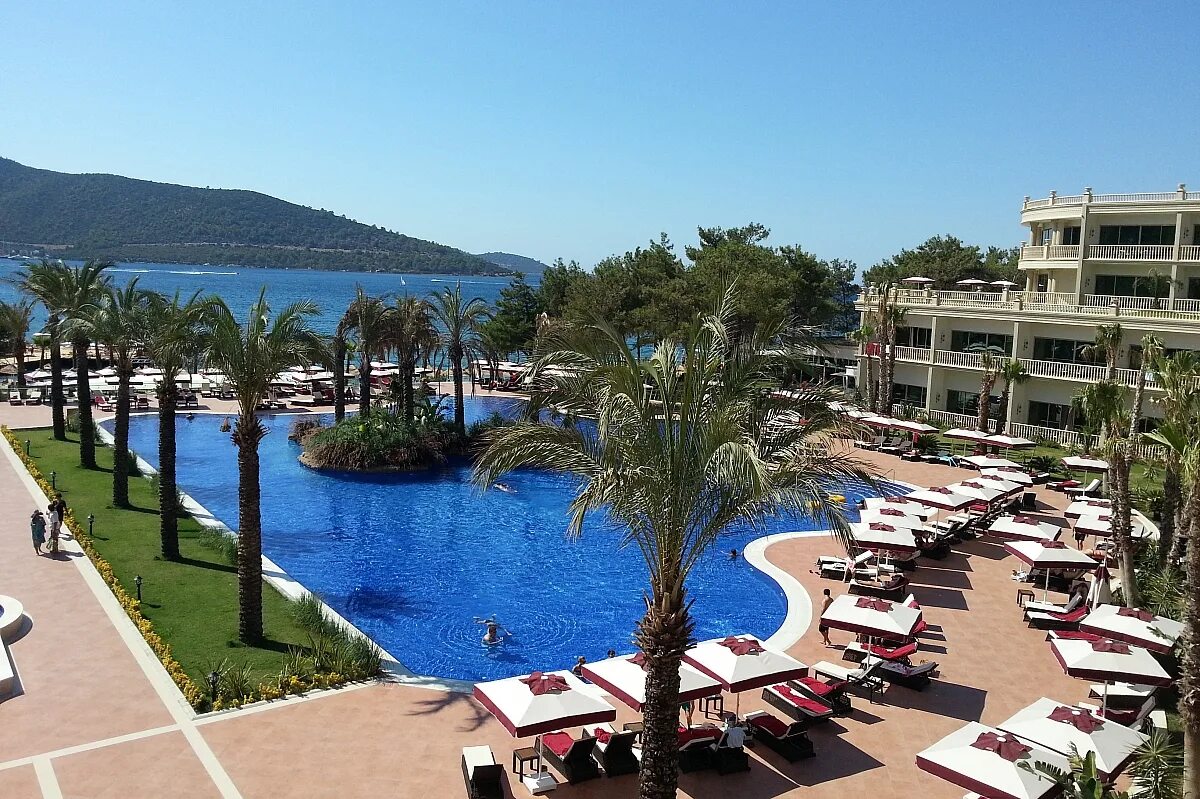 Vogue hotel supreme bodrum 5 турция. Vogue hotel supreme bodrum 5. Vogue hotel bodrum logo. Отель вог бодрум турция. Турция vogue hotel bodrum 5 бодрум.