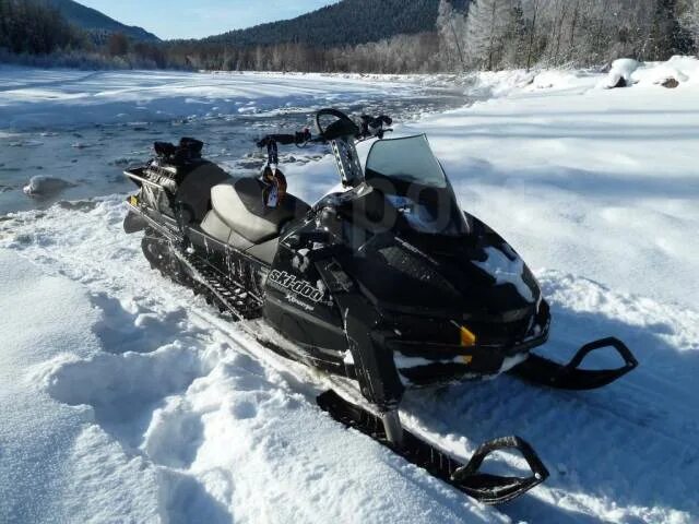 Tundra xtreme. Снегоход Ski Doo Tundra. Ski-Doo Tundra 300f. Фиксатор капота снегохода Ski-Doo Tundra. Снегоход Tundra 300f 2006гв фото ПСМ.