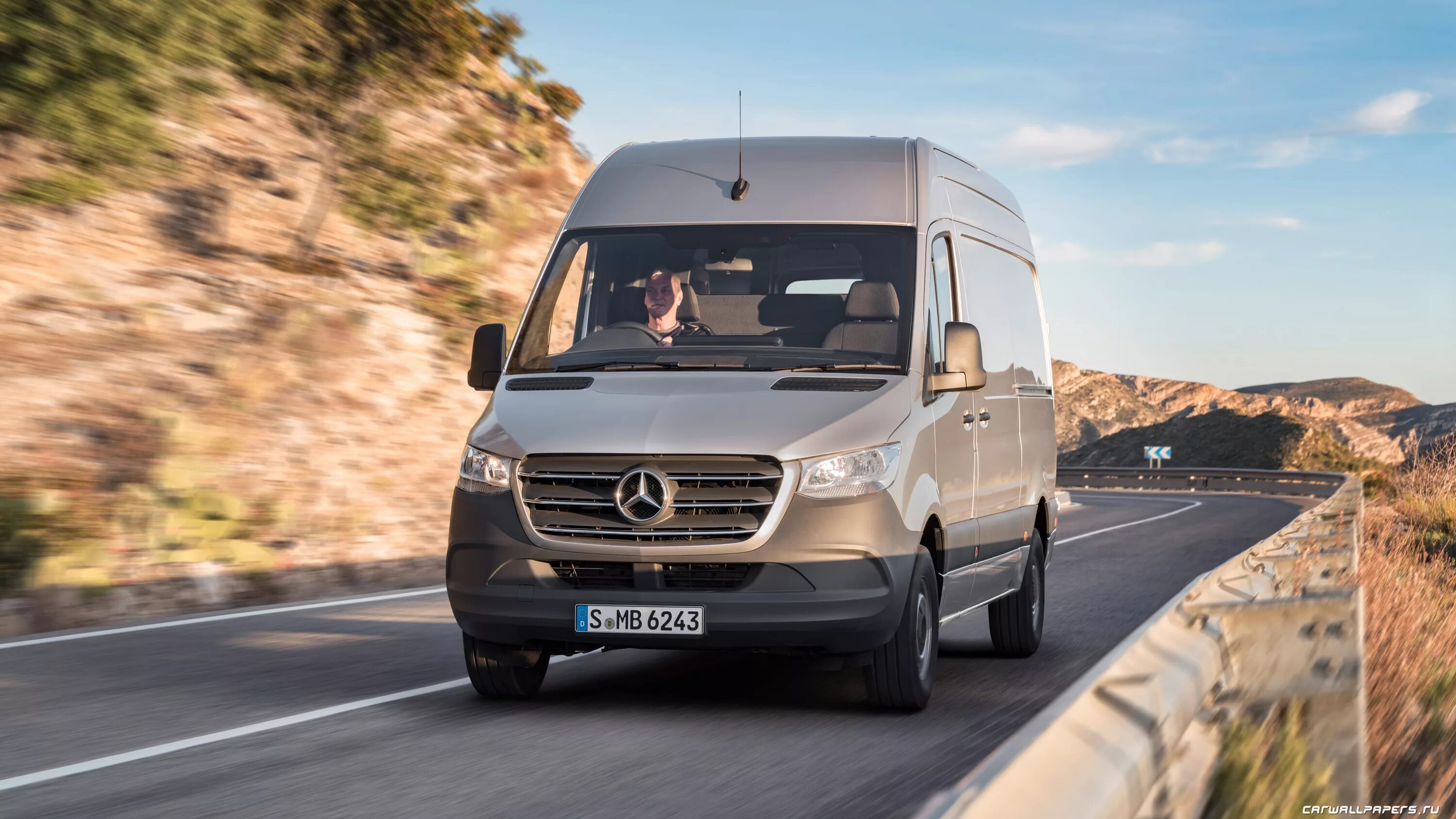 Мерседес спринтер модели. Мерседес-Бенц Спринтер 2018. Mercedes Benz Sprinter 2021. Мерседес Спринтер 2021. Mercedes Benz Sprinter 2018.