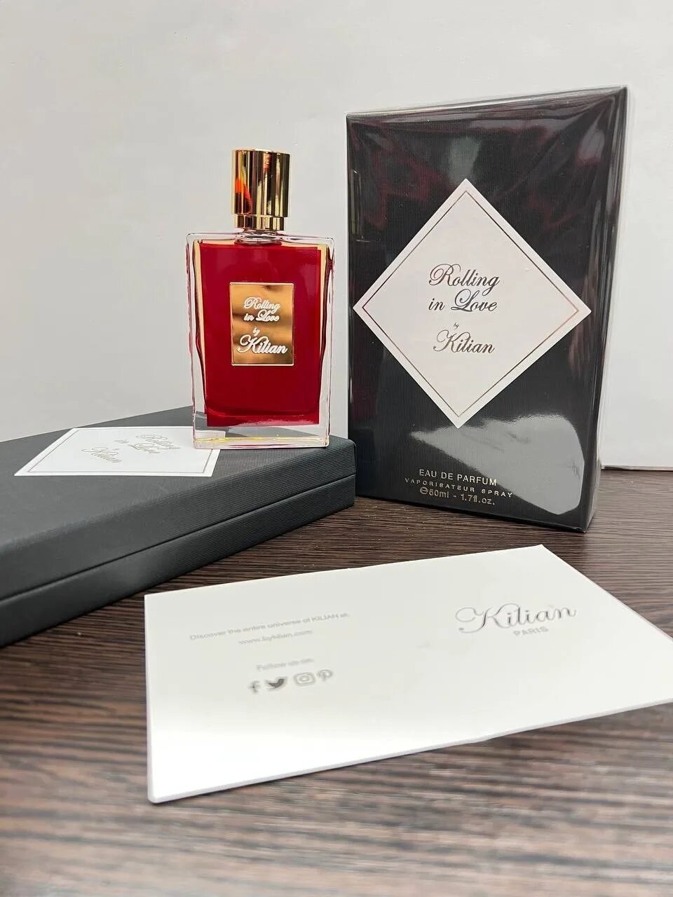 Духи kilian rolling in love. Парфюмерная вода kilian rolling in love. Kilian rolling in love 50 ml. Духи kilian rolling in love. Kilian rolling.