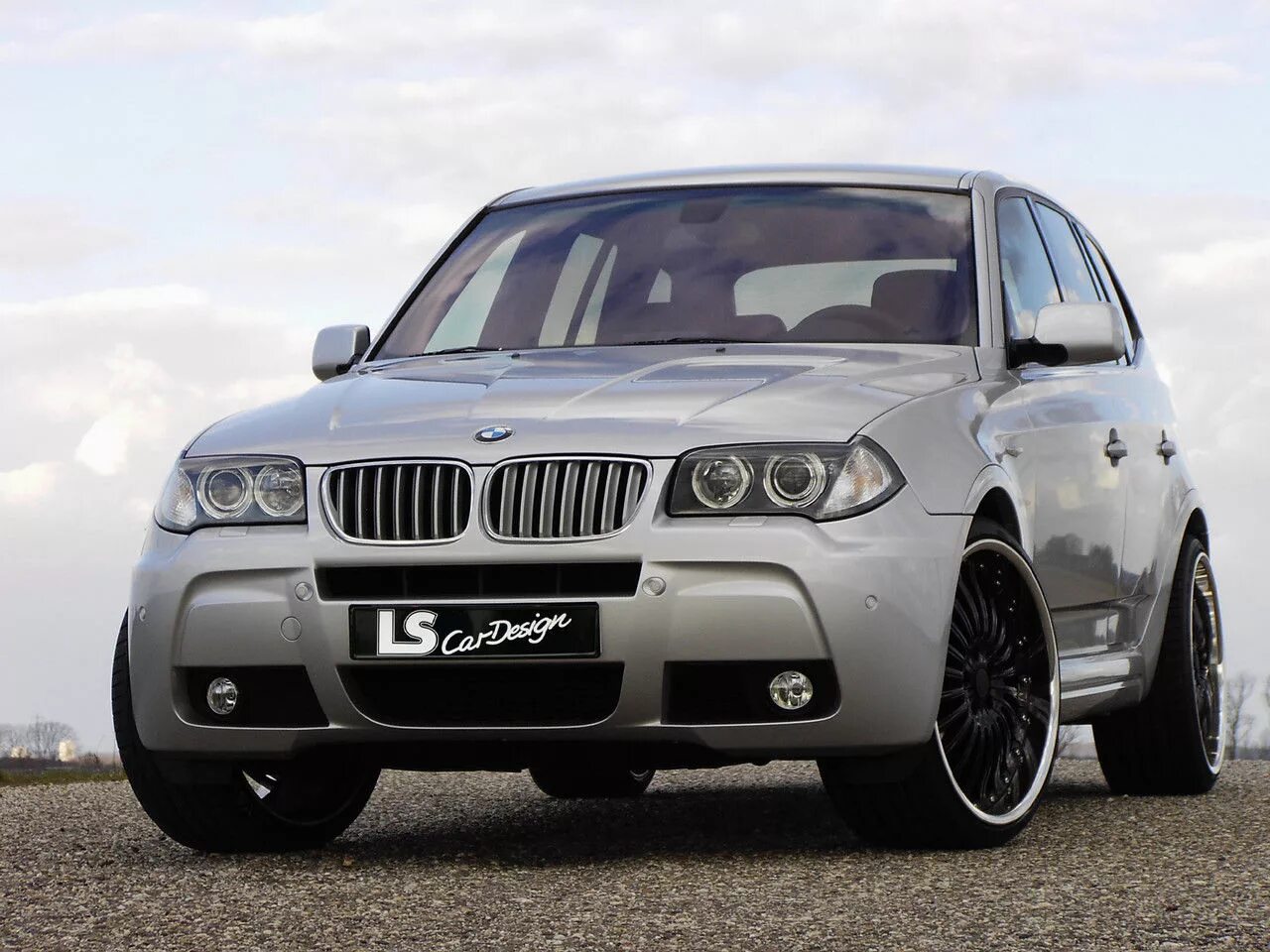 Бмв х3 83. БМВ х3 е83. BMW x3 e83 аэродинамический обвес. BMW x3 e83 m Technic. BMW x3 e83 m пакет.