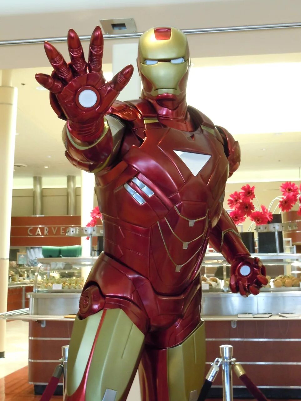 Iron man 2 suit. Тони старк эндгейм. Тони старк в костюме железного человека. Железный человек против супермена. Железный человек экстремис броня.