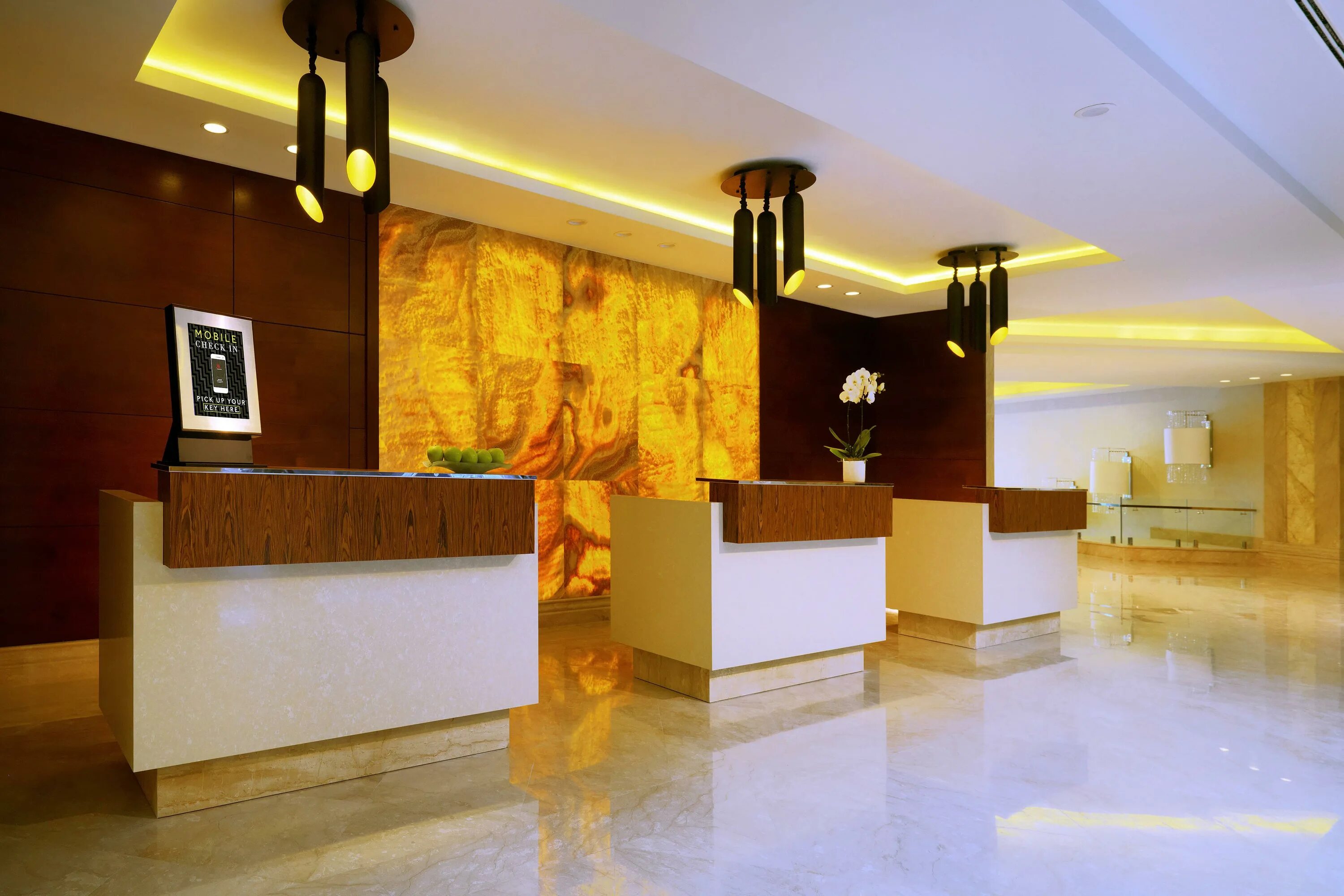 Отель марриотт арбат 32. Отель новый арбат москва. Мариот гостиница новый арбат. Новый арбат 15 пентахотел. Москва новый арбат 15 гостиница.