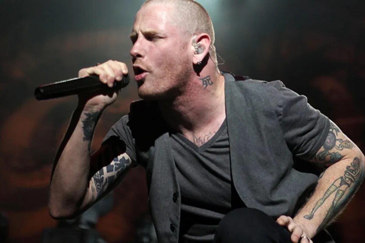 Corey tailor. Corey taylor.