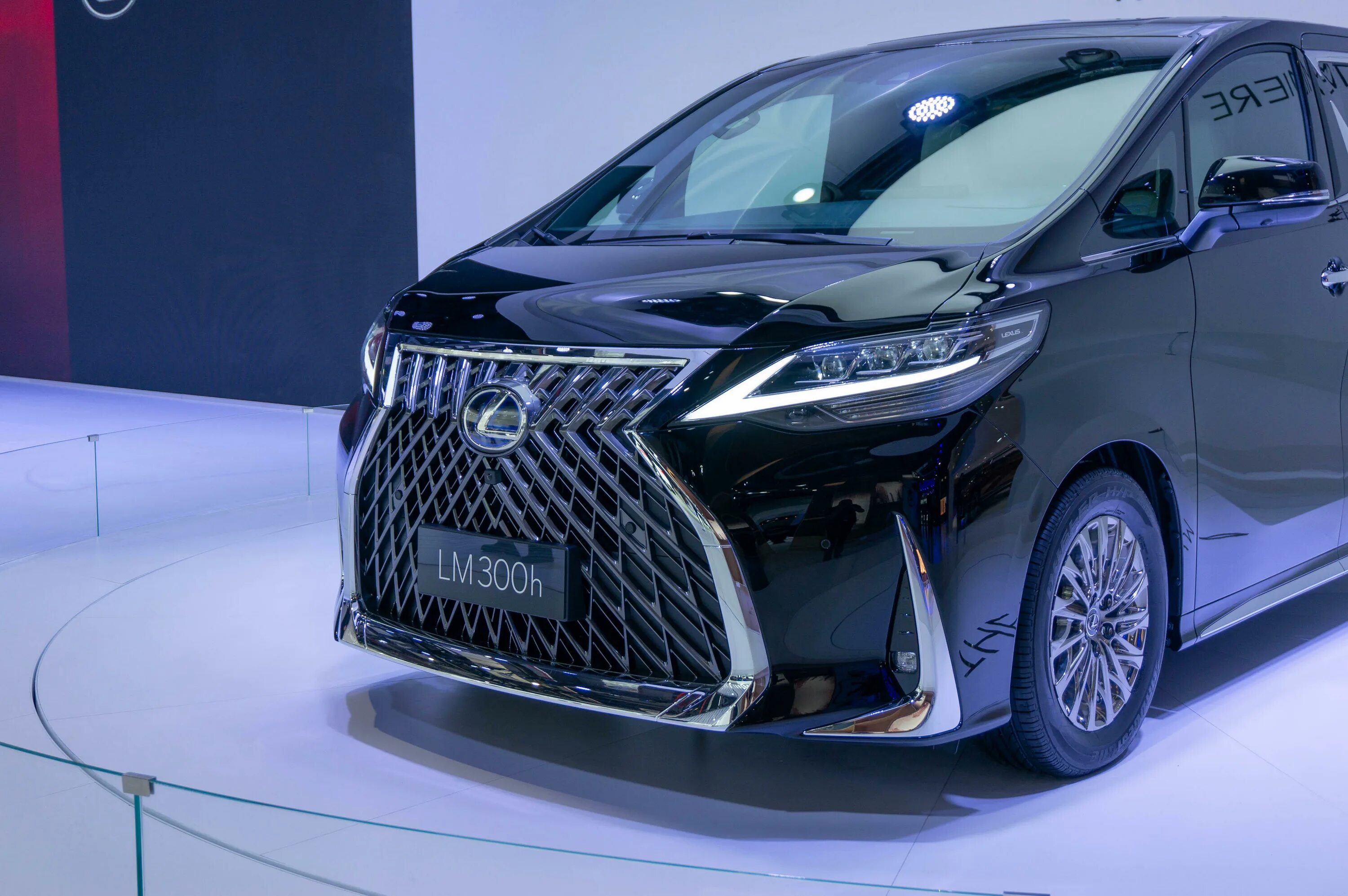 Лексус альфард 2019. Lexus lm300h china. Лексус альфард 2020. Toyota минивэн alphard 2020. Лексус альфард 2020.