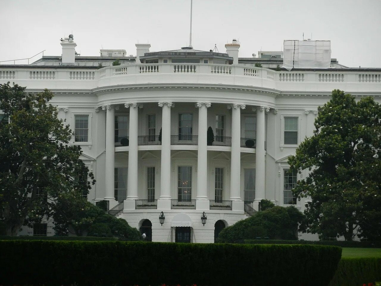 Белый дом архитектор. Белый дом США. Белый дом Вашингтон. Белый дом архитектура Вашингтон. Белый дом США 1960.