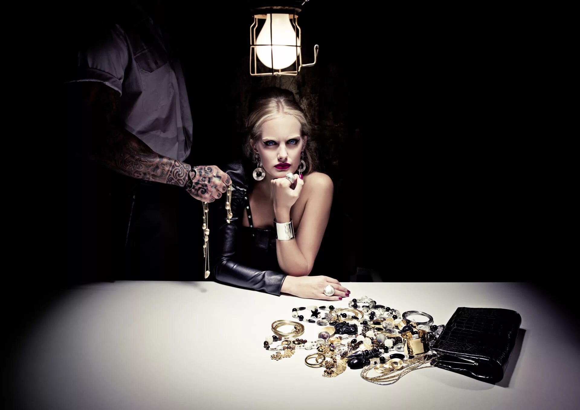 Помешанные на золоте. Gold rush в маке или ее есть на что. Помешанные на золоте. Гора денег. Помешанные на золоте.