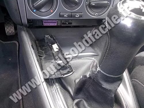 6 диагностический разъем. Гольф обд разъем. Golf 6 obd. Фольксваген гольф 3 1997 разъём обд2. Гольф обд разъем.