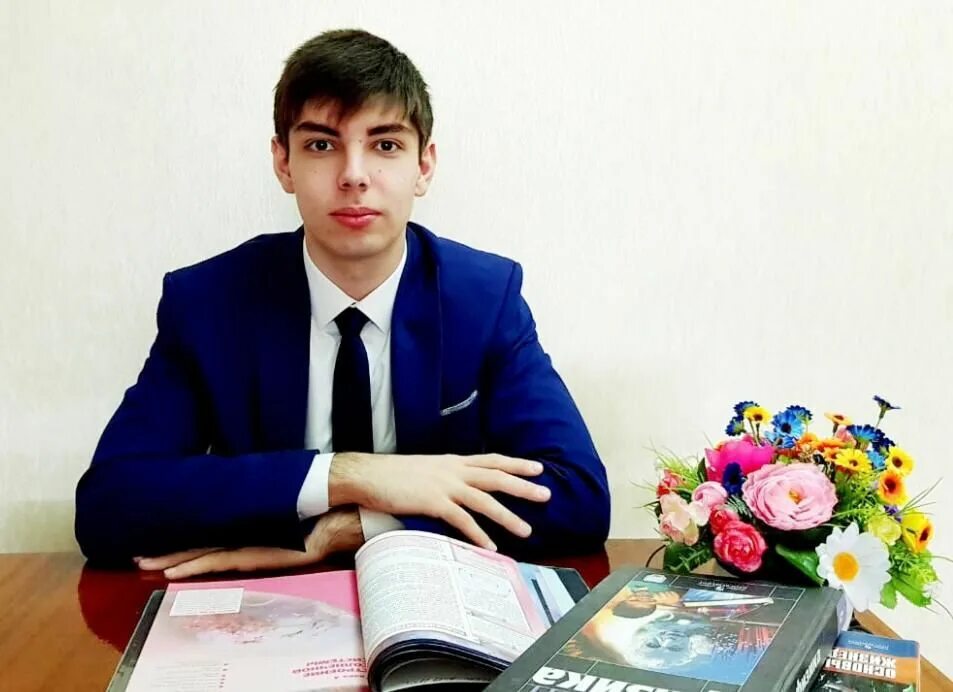 Магомед муслимович. Халиф патиев. Гасан умалатов боец. Ингор патиев. Магомед муслимович.
