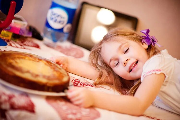 Сон едят пироги